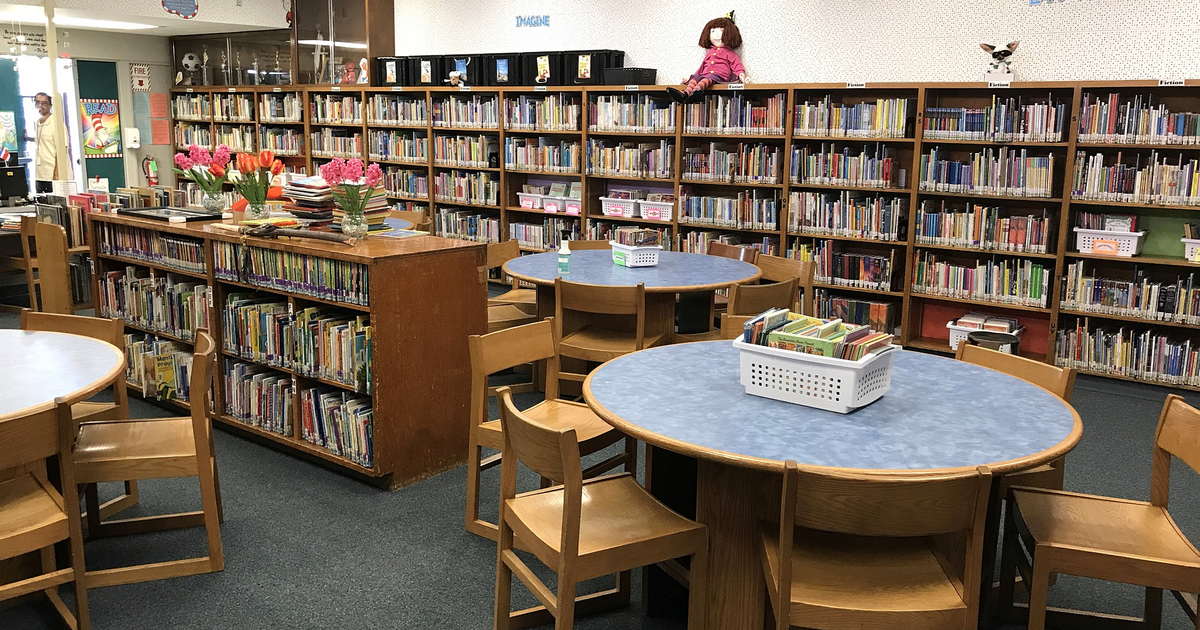 Rent a Library (Small) in Rialto CA 92376