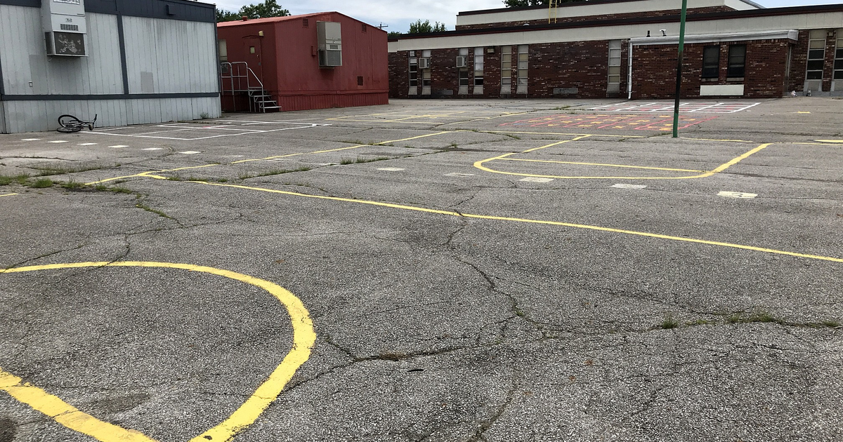 Rent Blacktop / Basketball Courts in Columbus