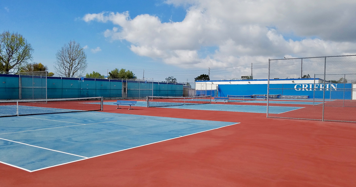 Rent a Tennis Courts w/ lights in Los Alamitos CA 90720