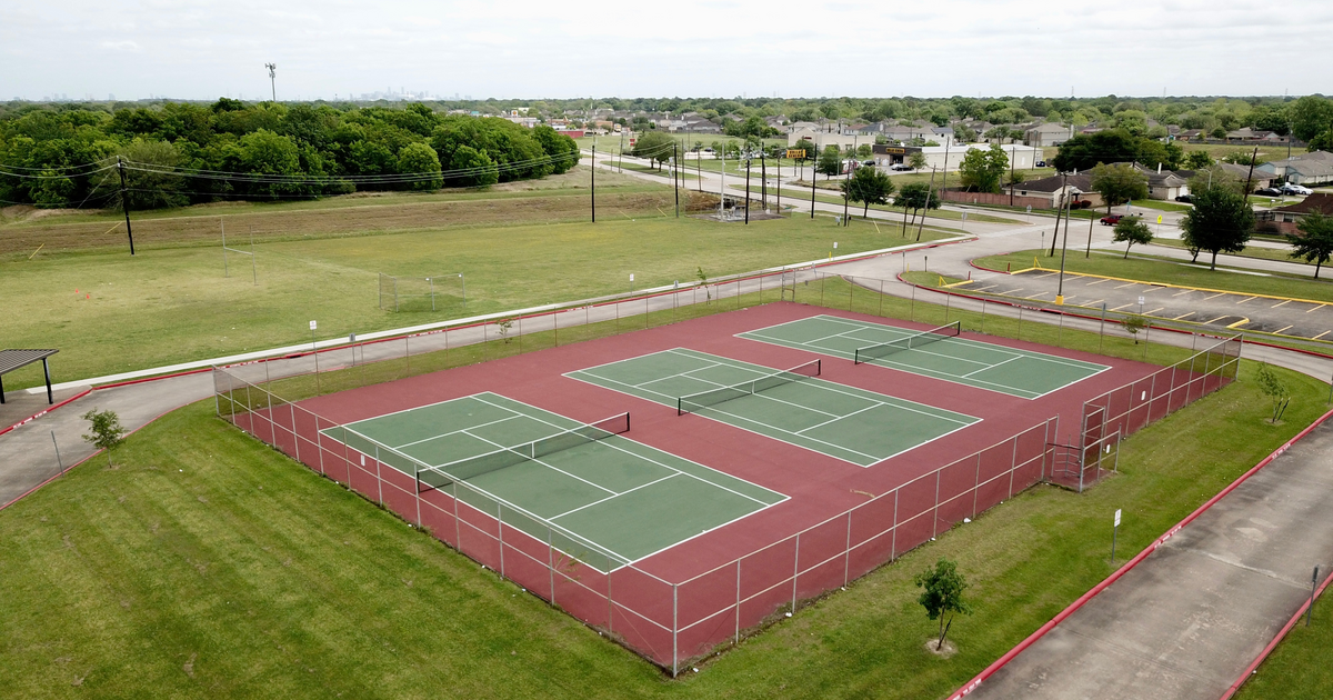 Rent a Tennis Courts in Houston TX 77053