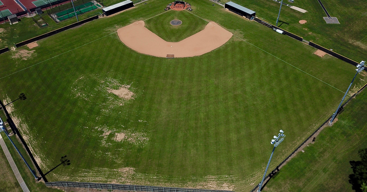 Rent Field - Baseball in Sugar Land