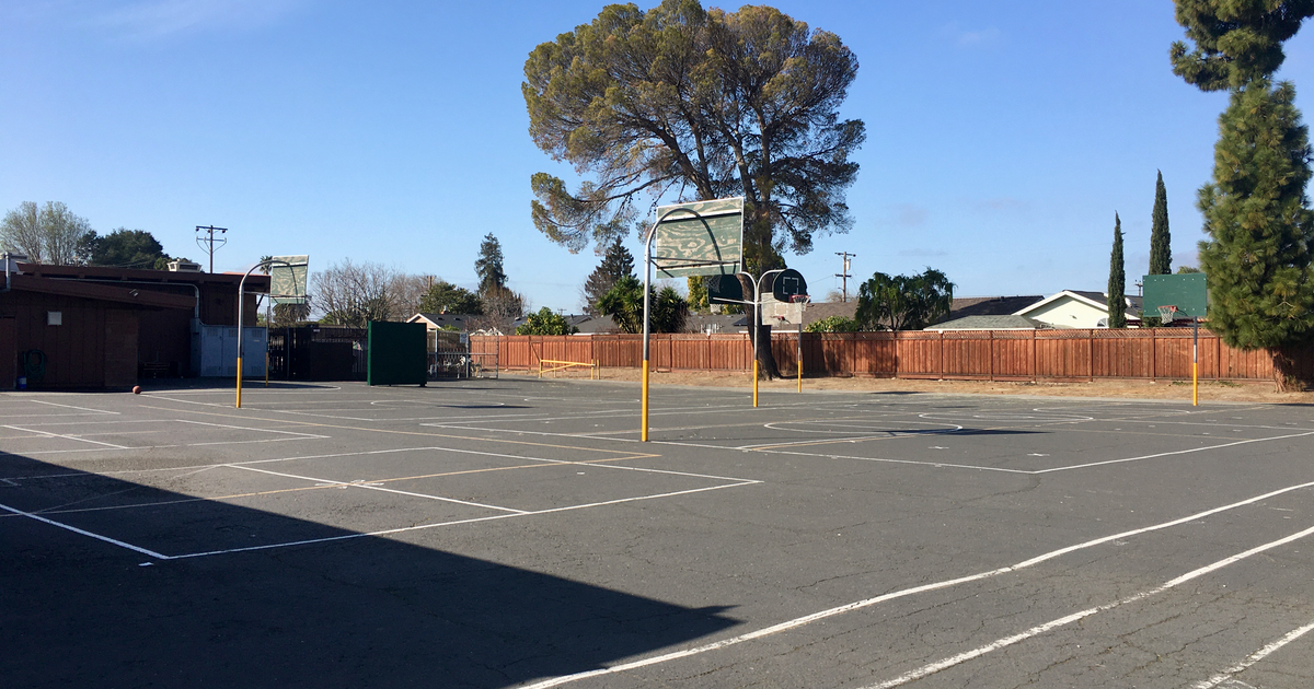 Rent Outdoor Basketball Upper Court 1 in Fremont