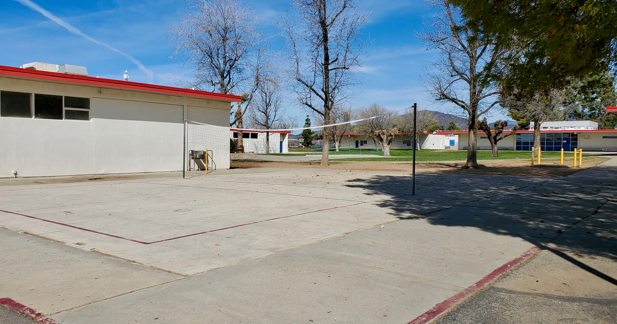 Rent a Volleyball Court in Beaumont CA 92223