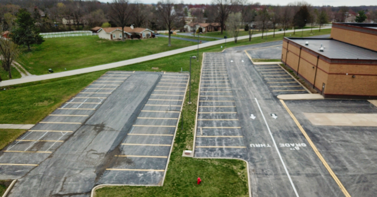 Rent Parking Lot In St. Charles