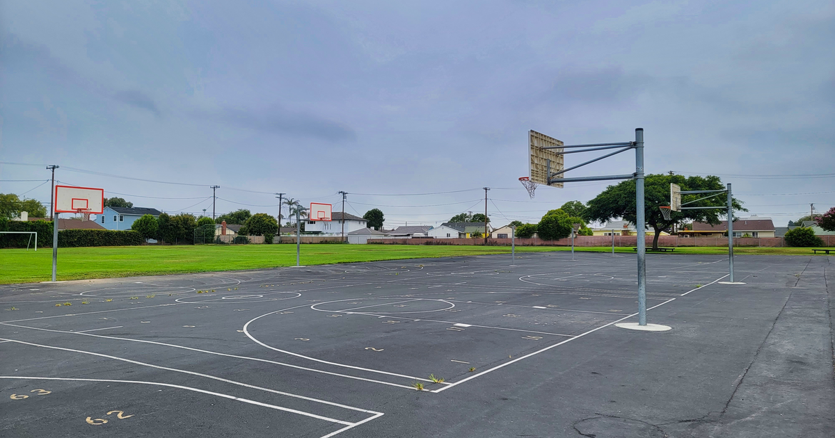 Rent Outdoor Basketball Courts in Torrance